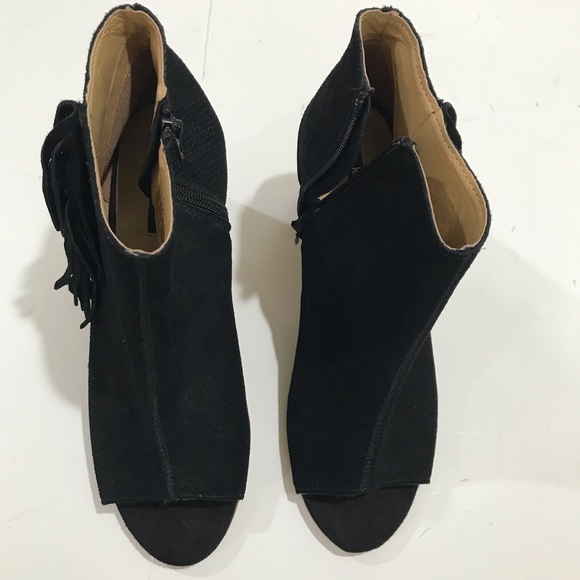 Kensie black suede peep toe booties black heel fringe NWOT 9.5 - Picture 2 of 5